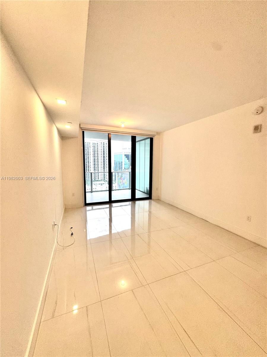 1010 BRICKELL CONDO - Residential Lease