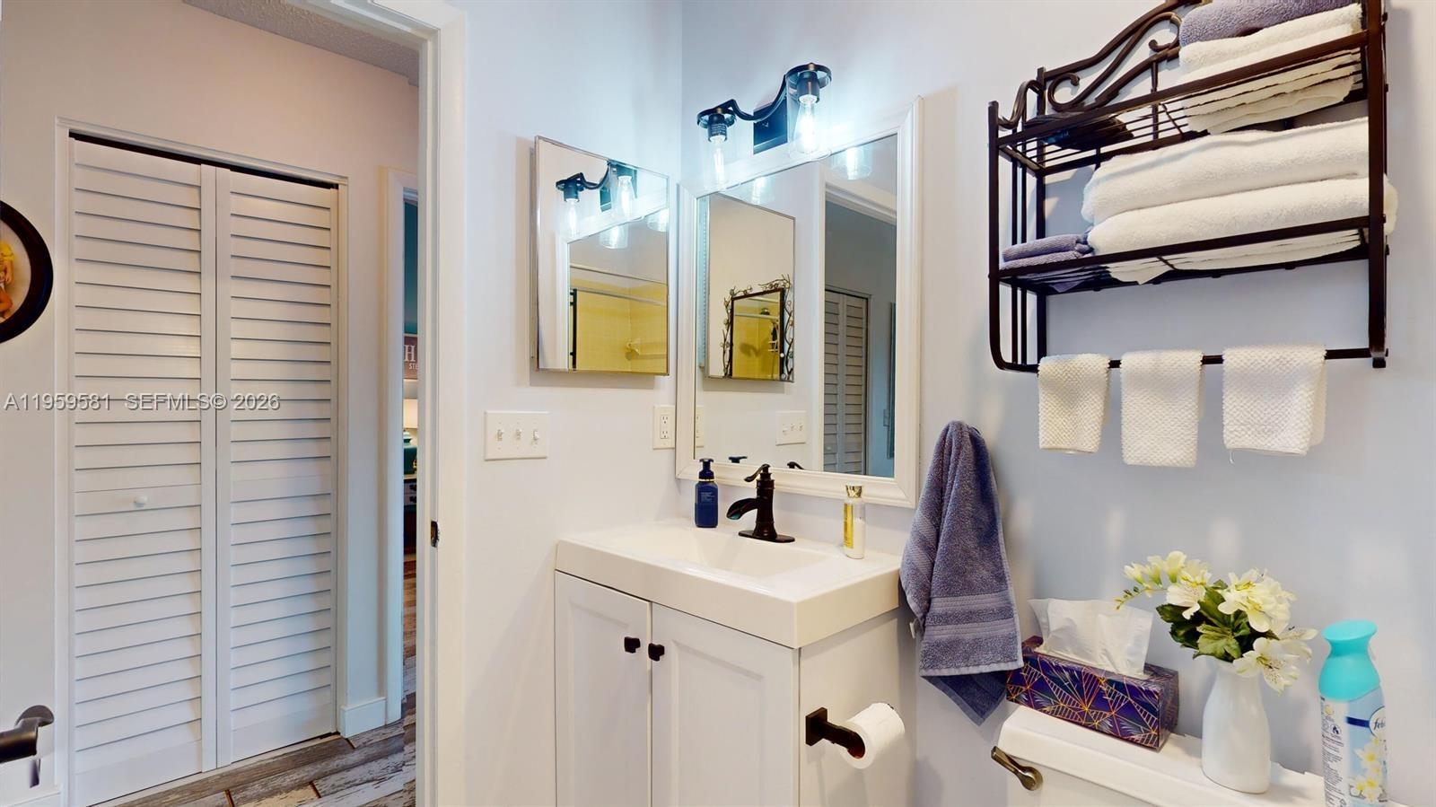 THE SANDS SECTION 1 CONDO - Residential