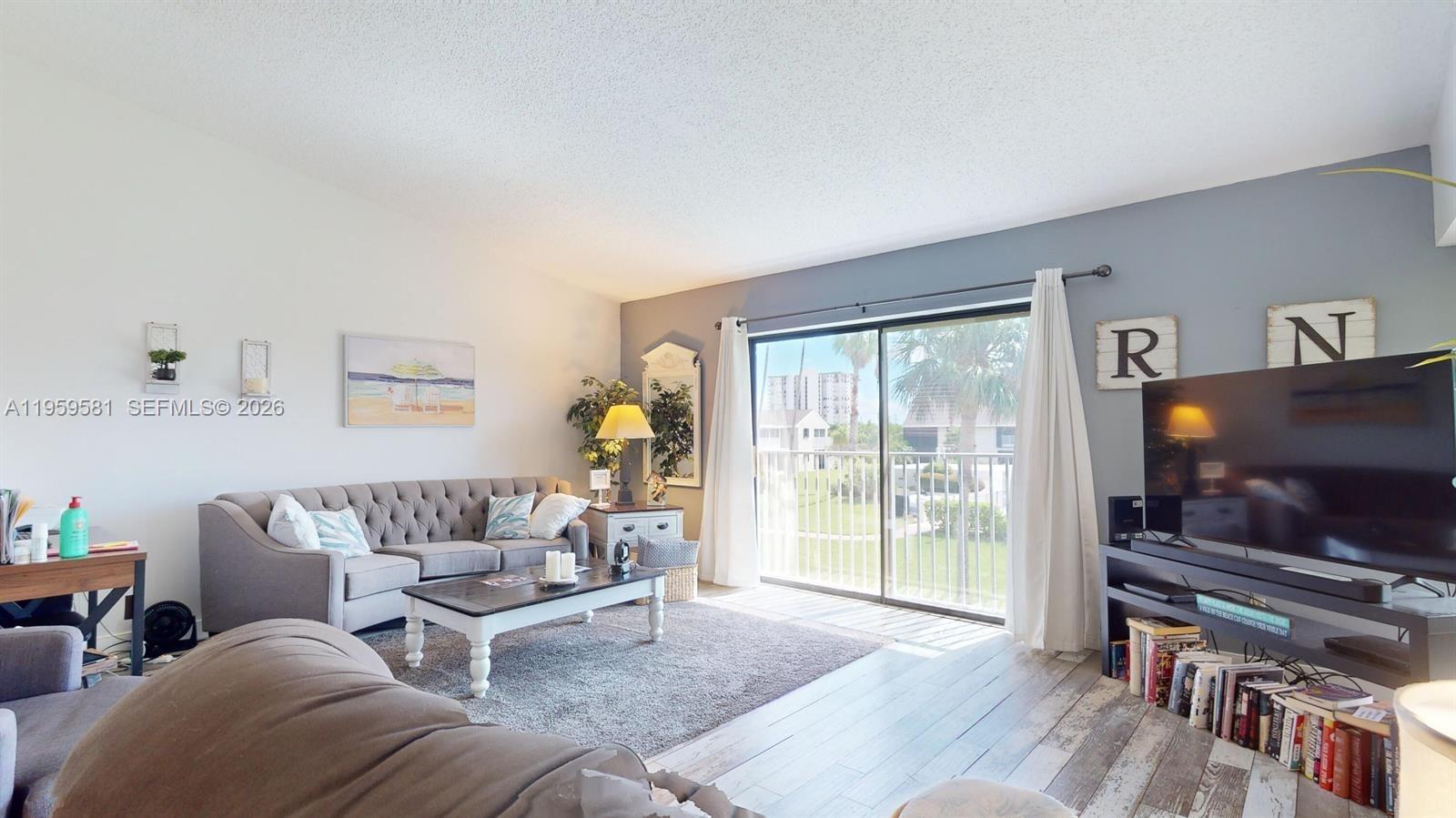 THE SANDS SECTION 1 CONDO - Residential