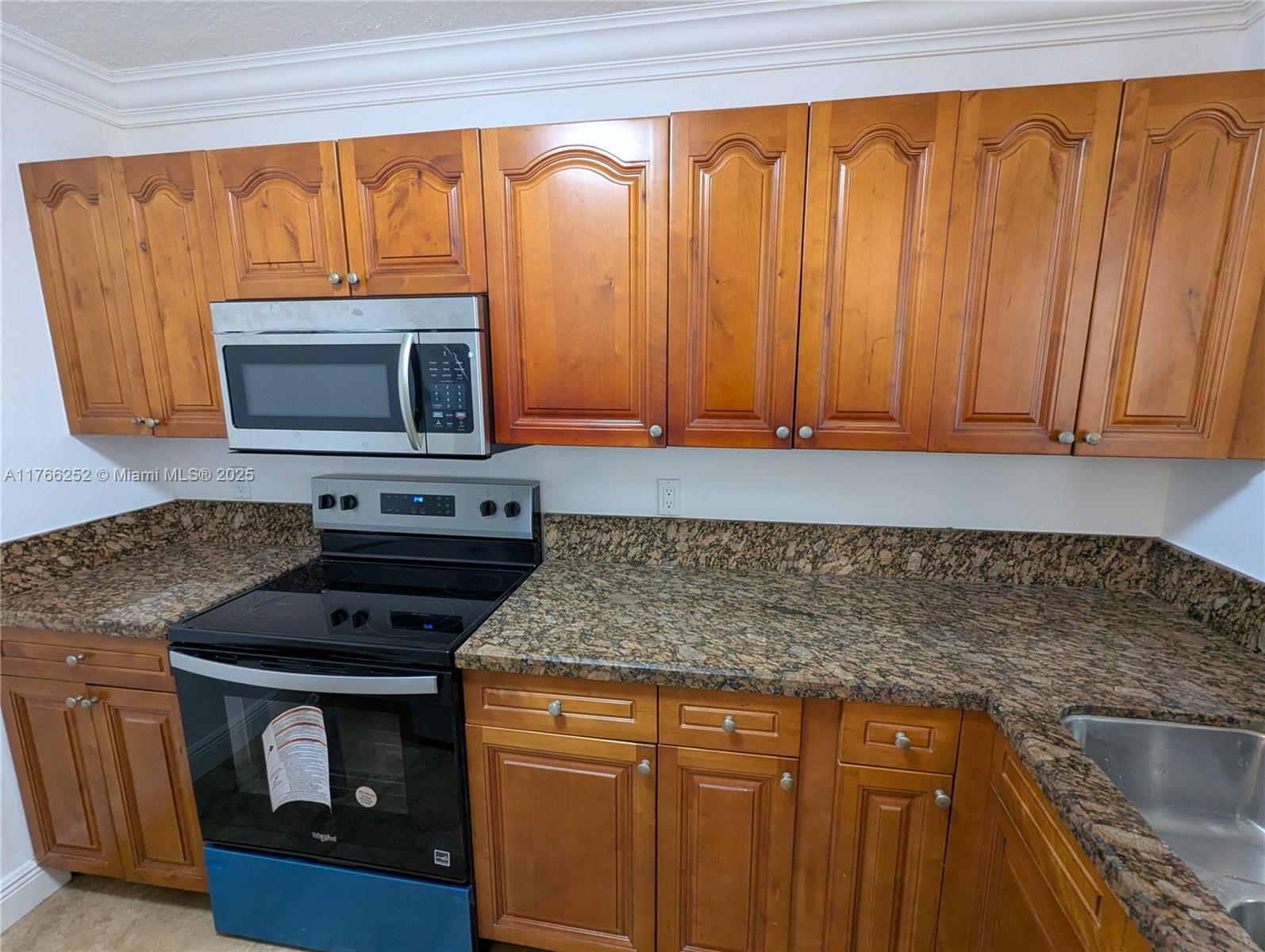 LAKEWOOD VILLAGE - Residential