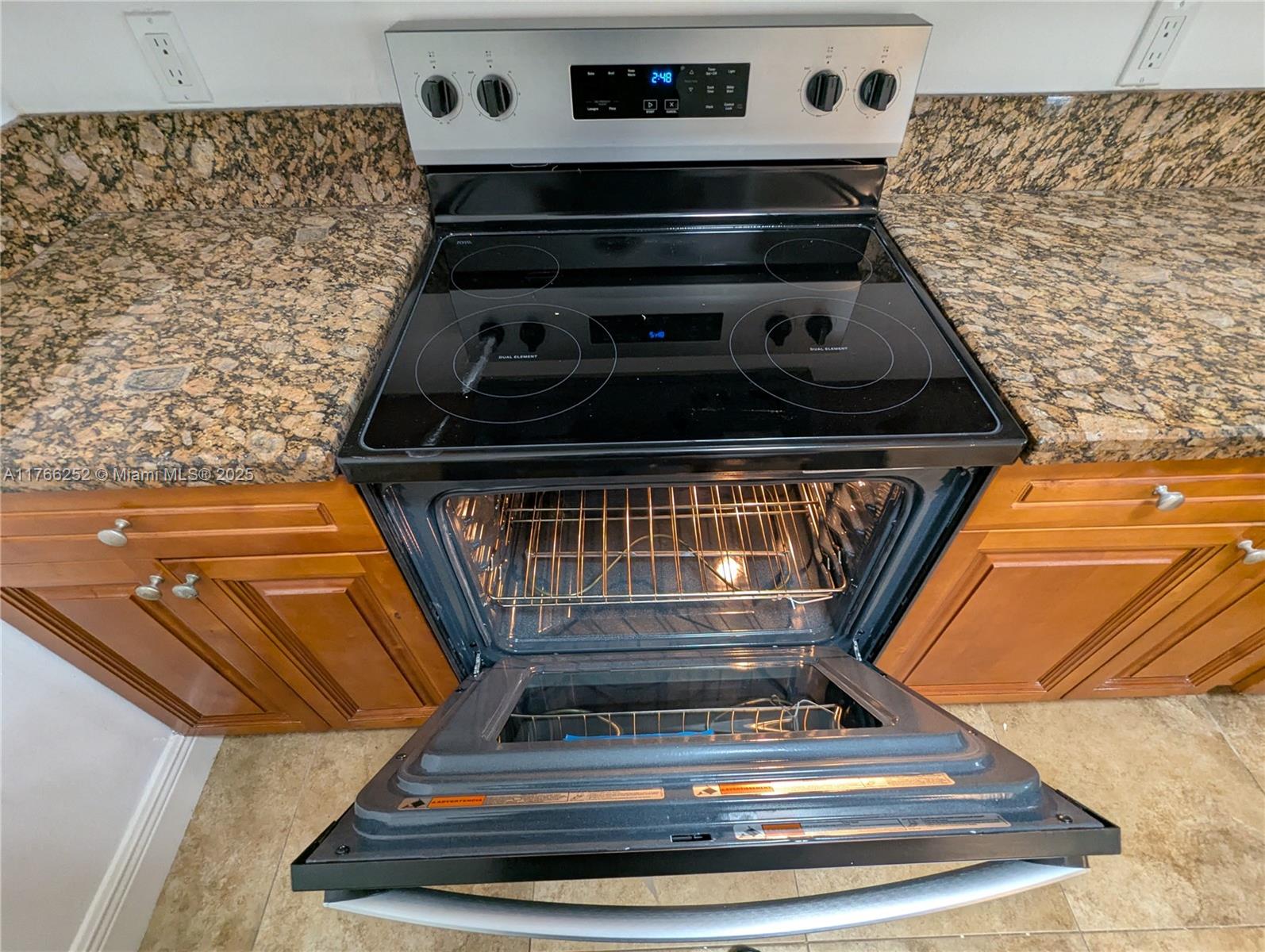 LAKEWOOD VILLAGE - Residential