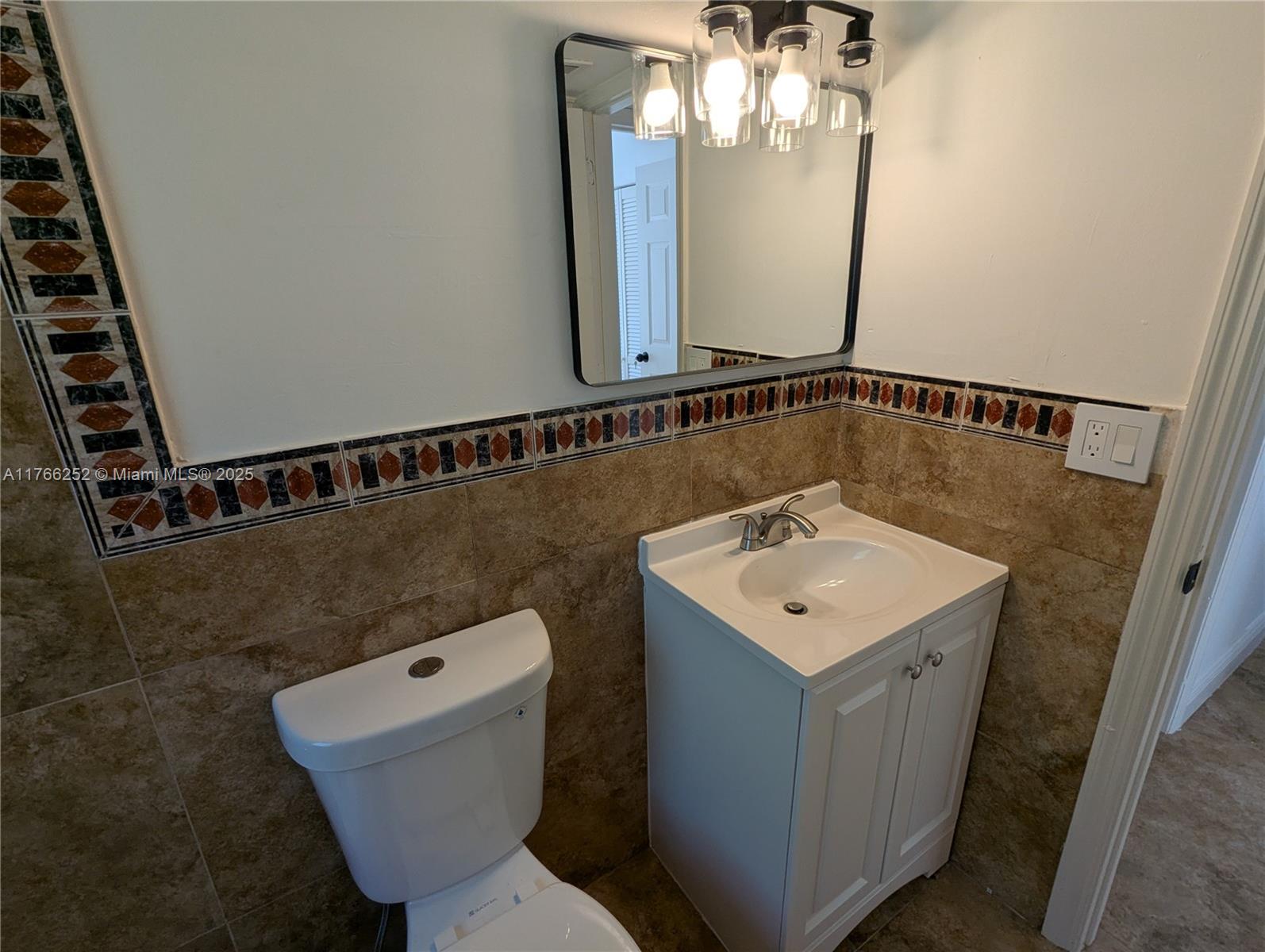 LAKEWOOD VILLAGE - Residential