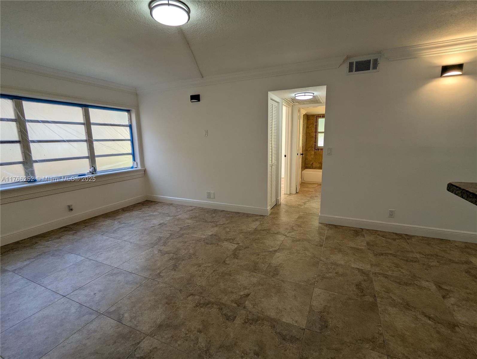 LAKEWOOD VILLAGE - Residential