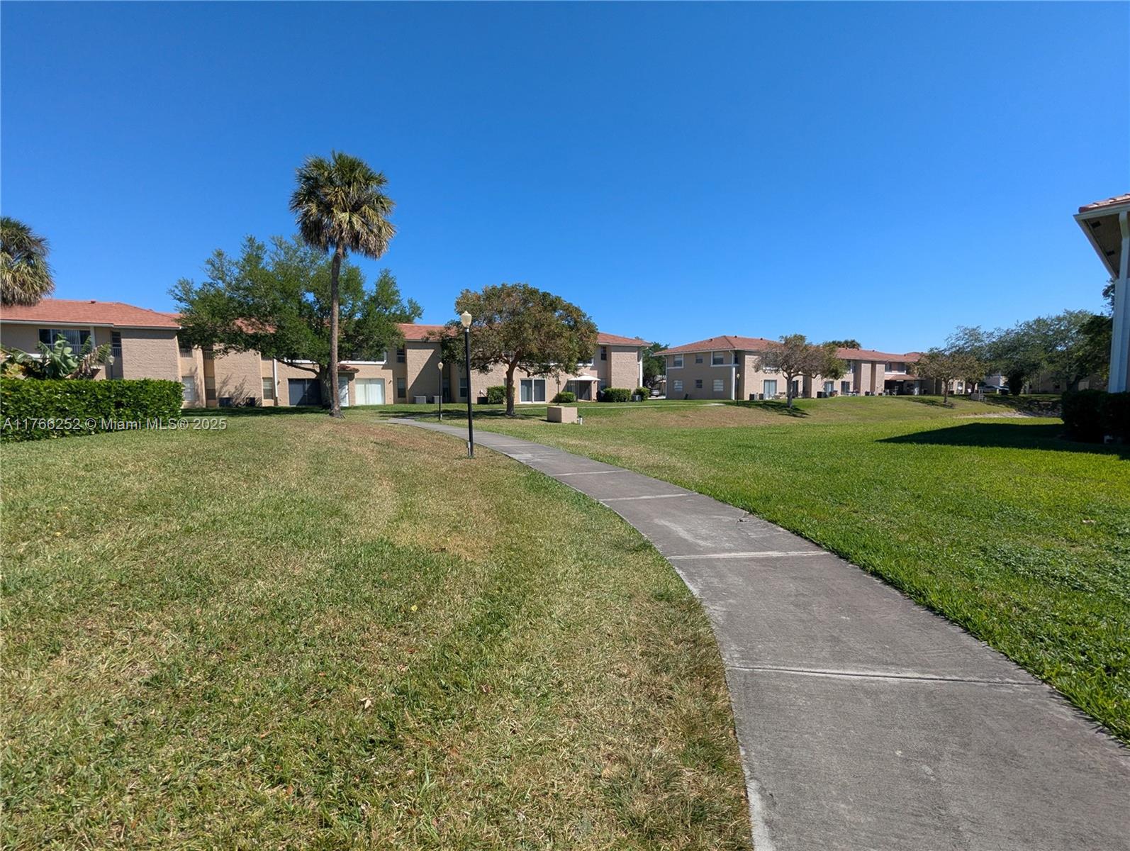 LAKEWOOD VILLAGE - Residential