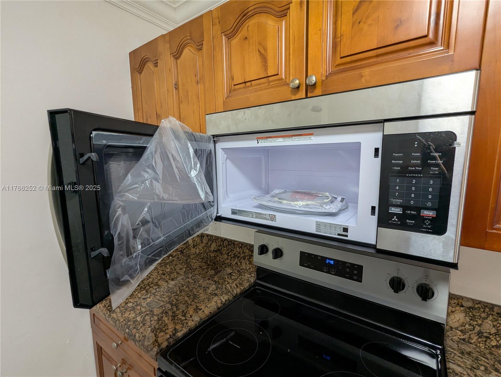 LAKEWOOD VILLAGE - Residential