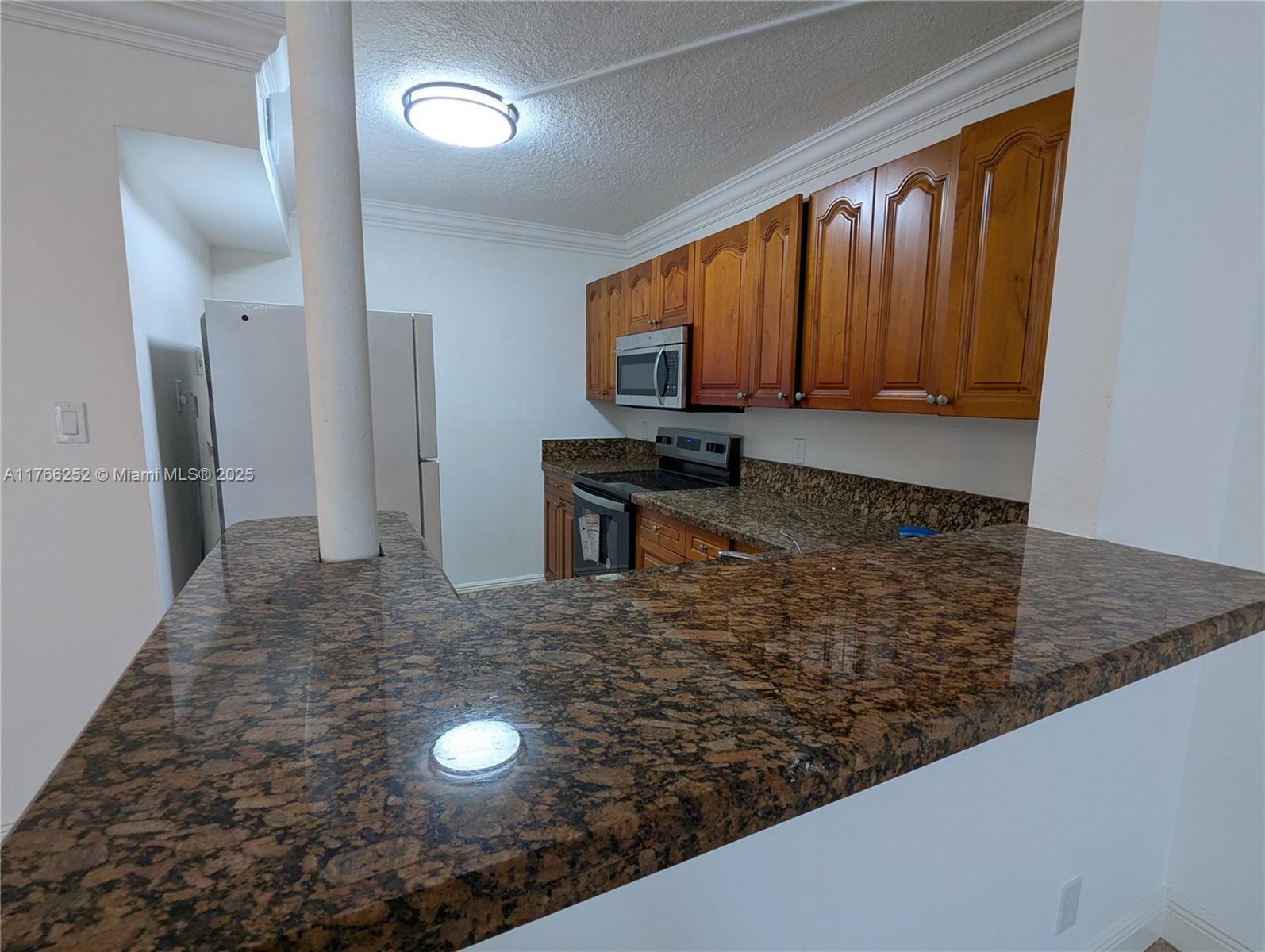 LAKEWOOD VILLAGE - Residential