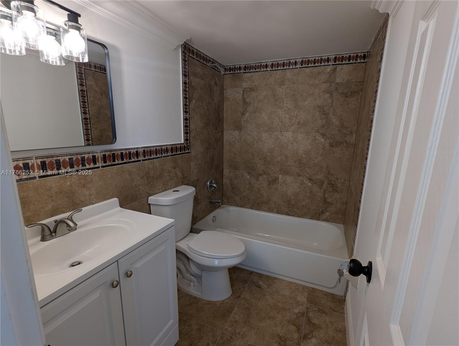 LAKEWOOD VILLAGE - Residential