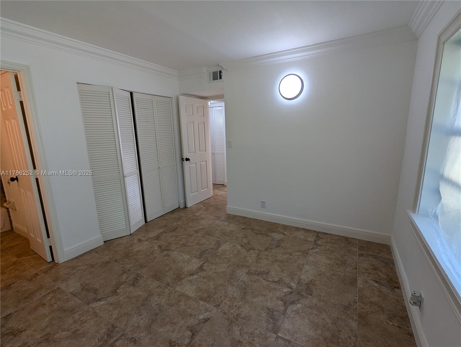 LAKEWOOD VILLAGE - Residential