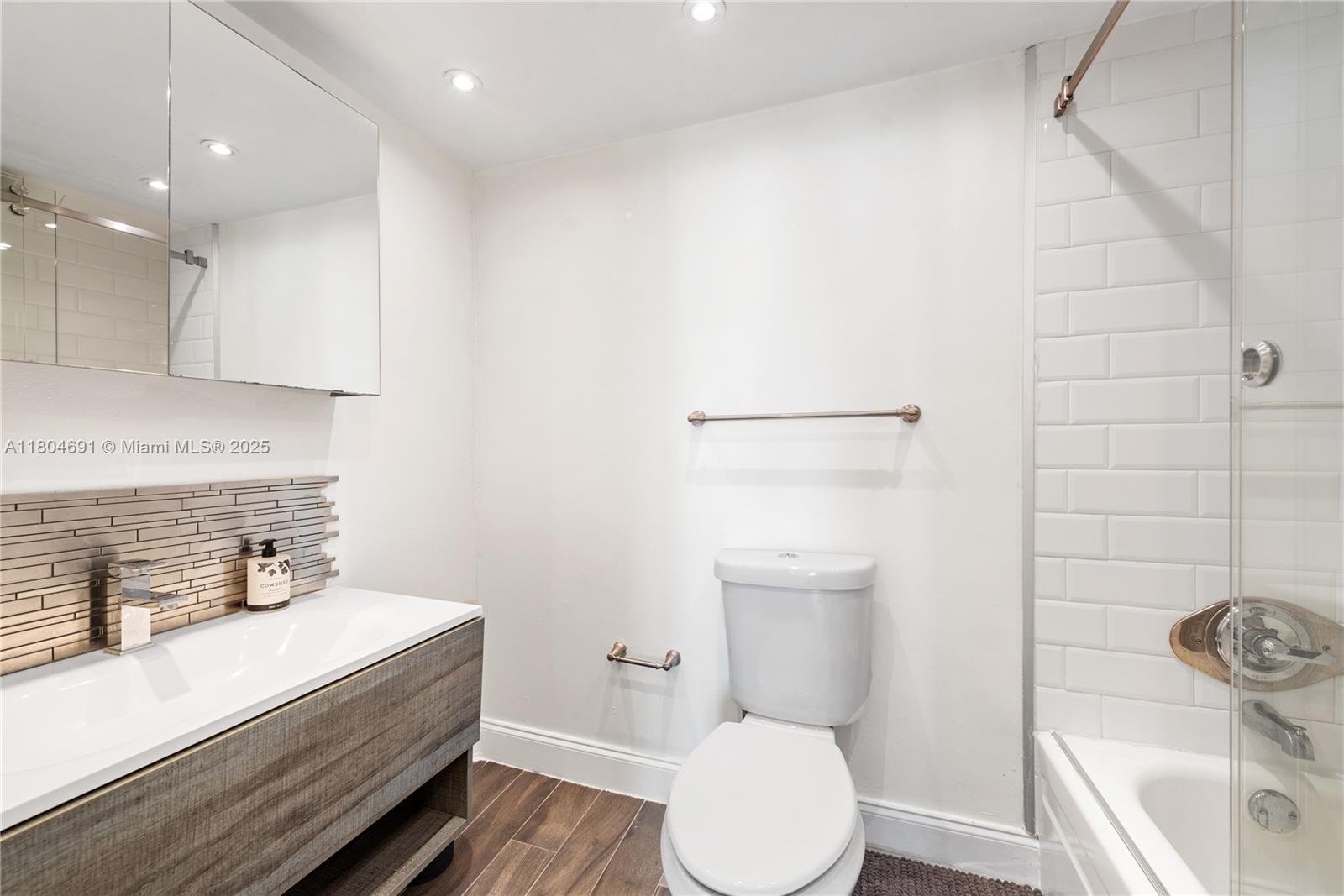 AQUASOL CONDO - Residential