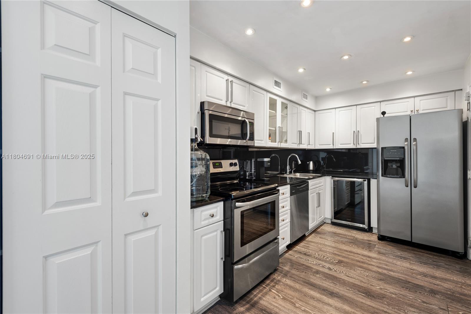 AQUASOL CONDO - Residential