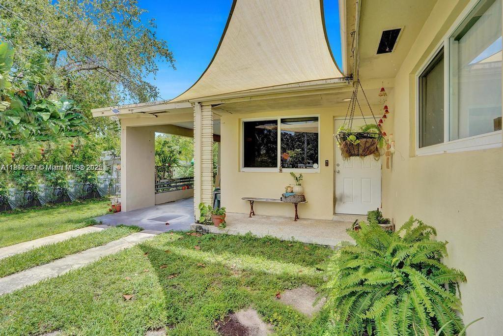 BISCAYNE HEIGHTS - Residential