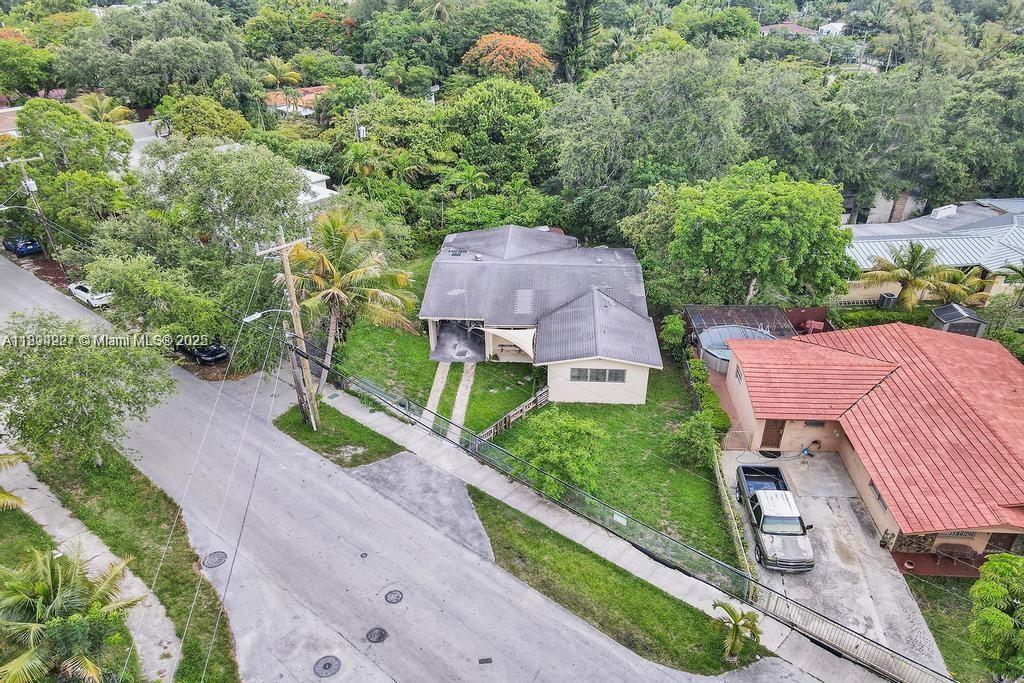 BISCAYNE HEIGHTS - Residential