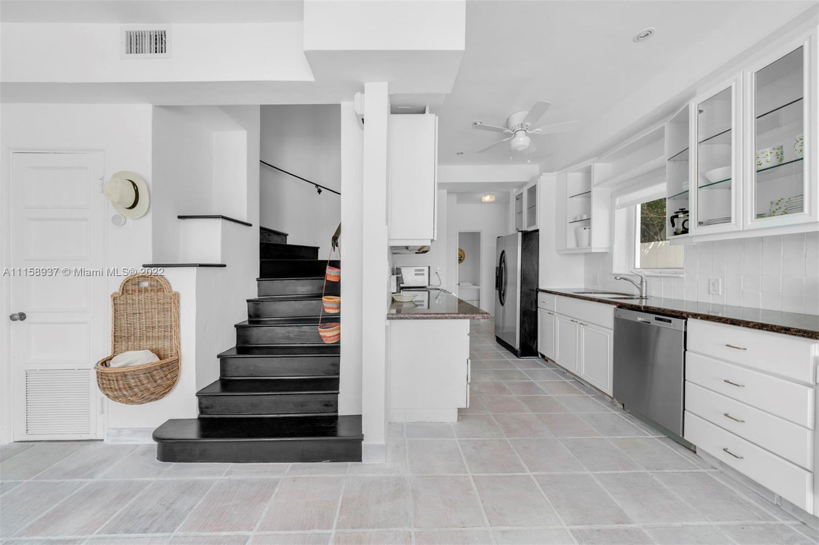 ALTOS DEL MAR NO 1 - Residential