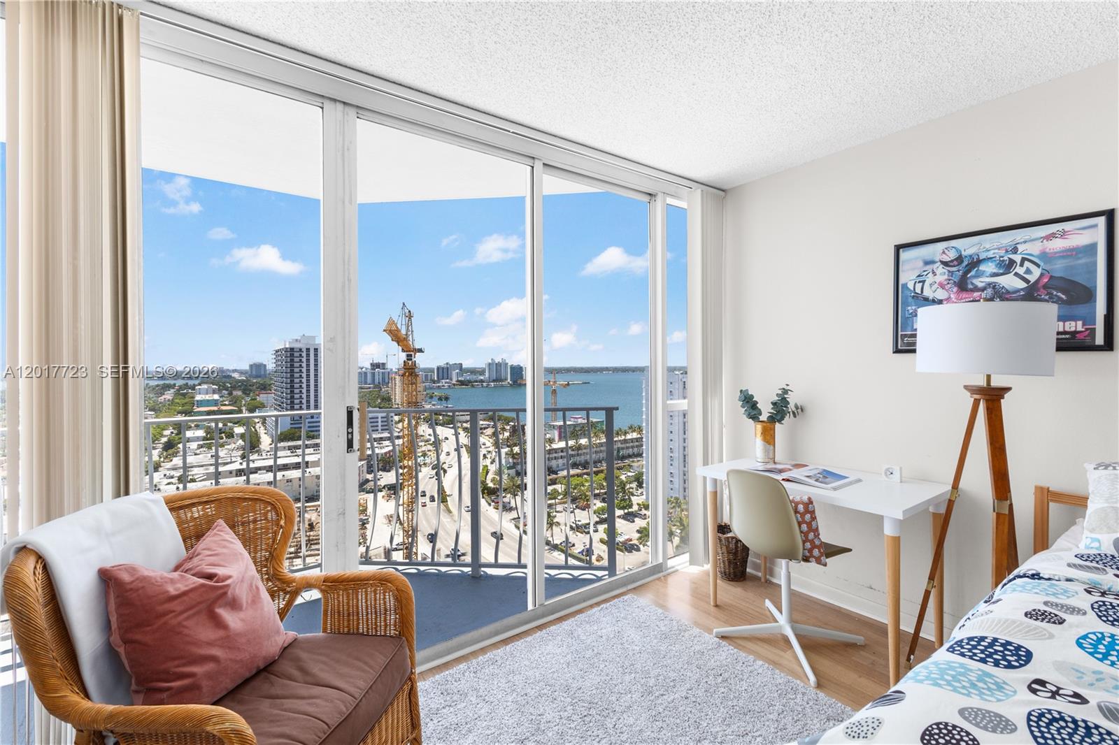 THE GRANDVIEW PALACE COND - Residential