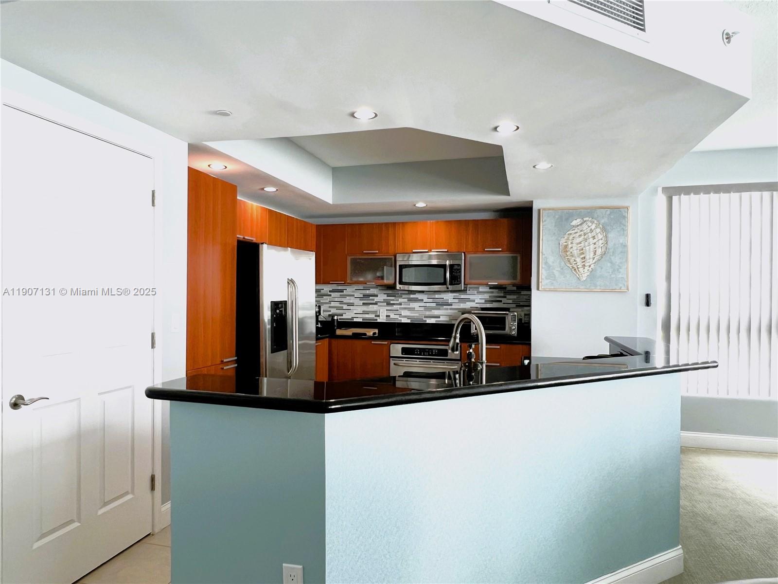 Marina Grande On The Halif - Residential