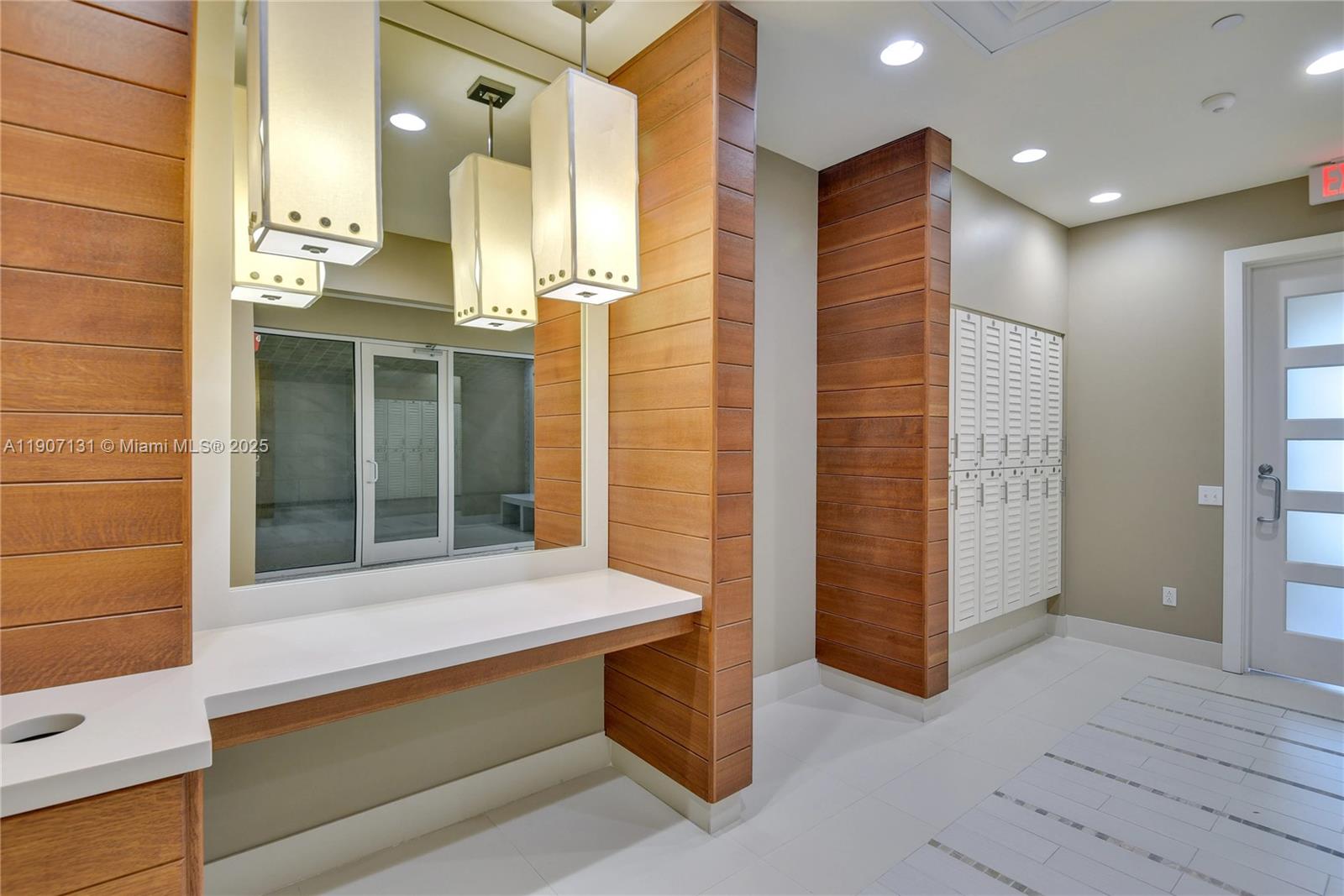 Marina Grande On The Halif - Residential