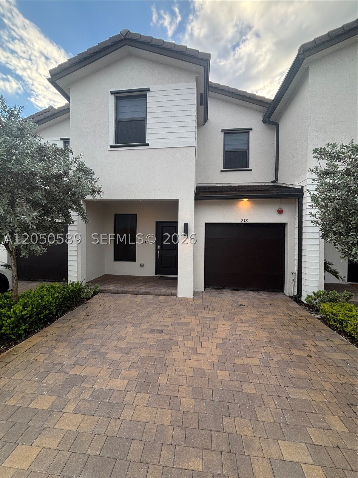 218 SW 159th Ct, Pembroke Pines FL 33027