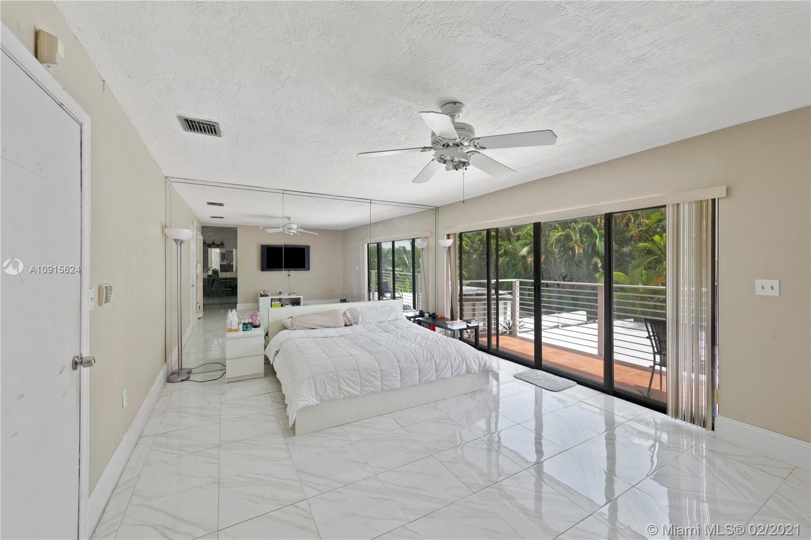 Redland 1.25 acres - Residential