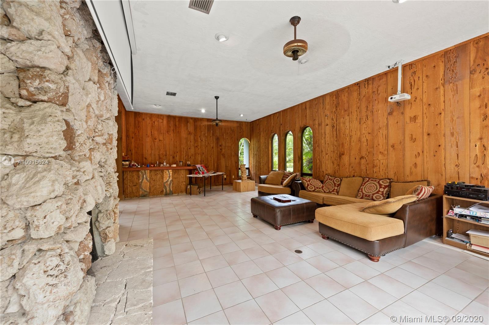 Redland 1.25 acres - Residential