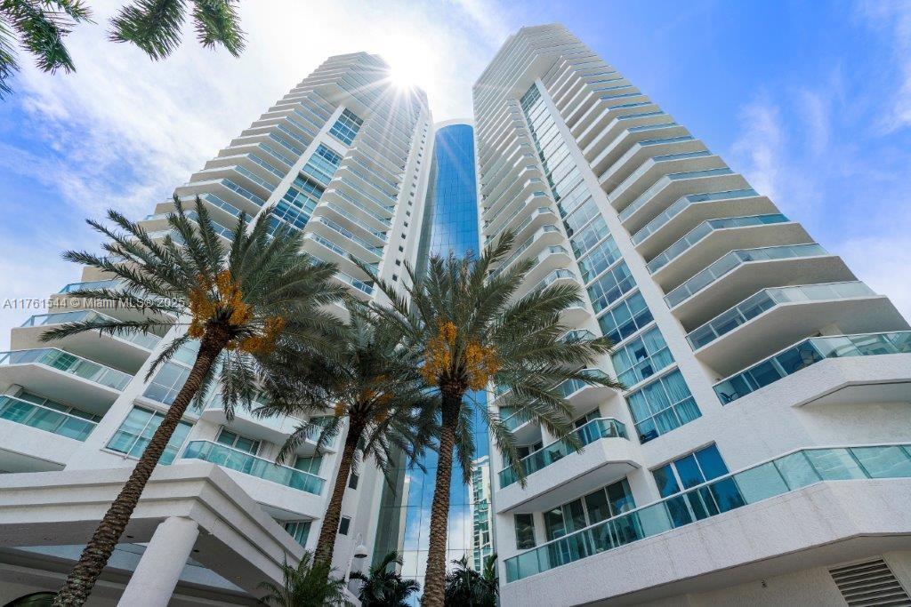 OCEANIA IV CONDO - Residential