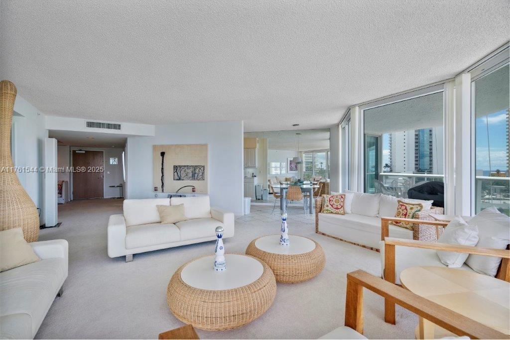 16400 Collins Ave 544