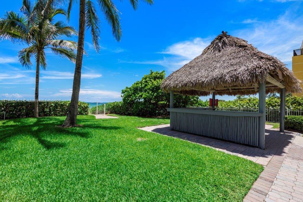 OCEANIA IV CONDO - Residential