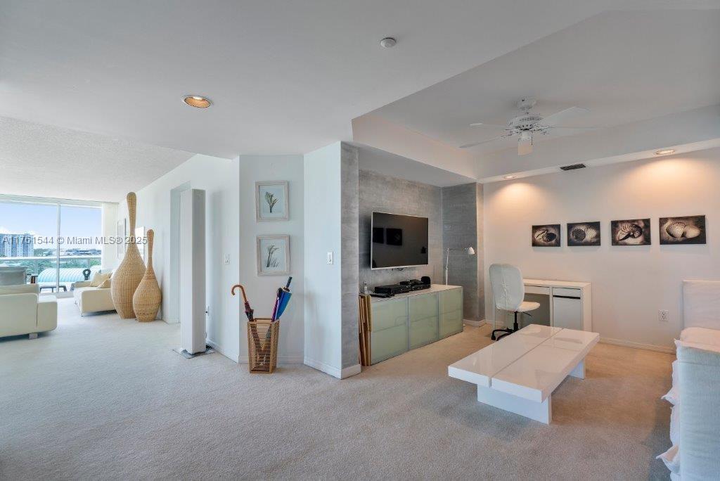 OCEANIA IV CONDO - Residential