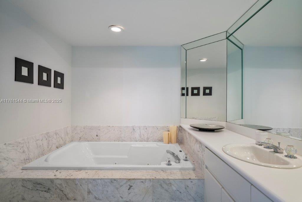 OCEANIA IV CONDO - Residential