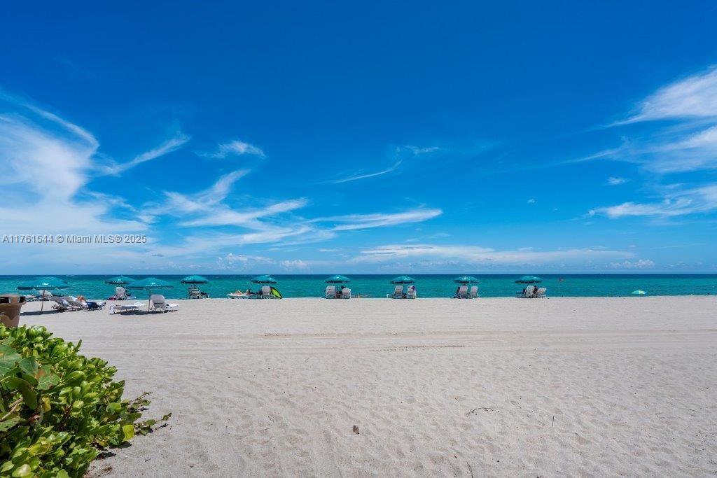 OCEANIA IV CONDO - Residential