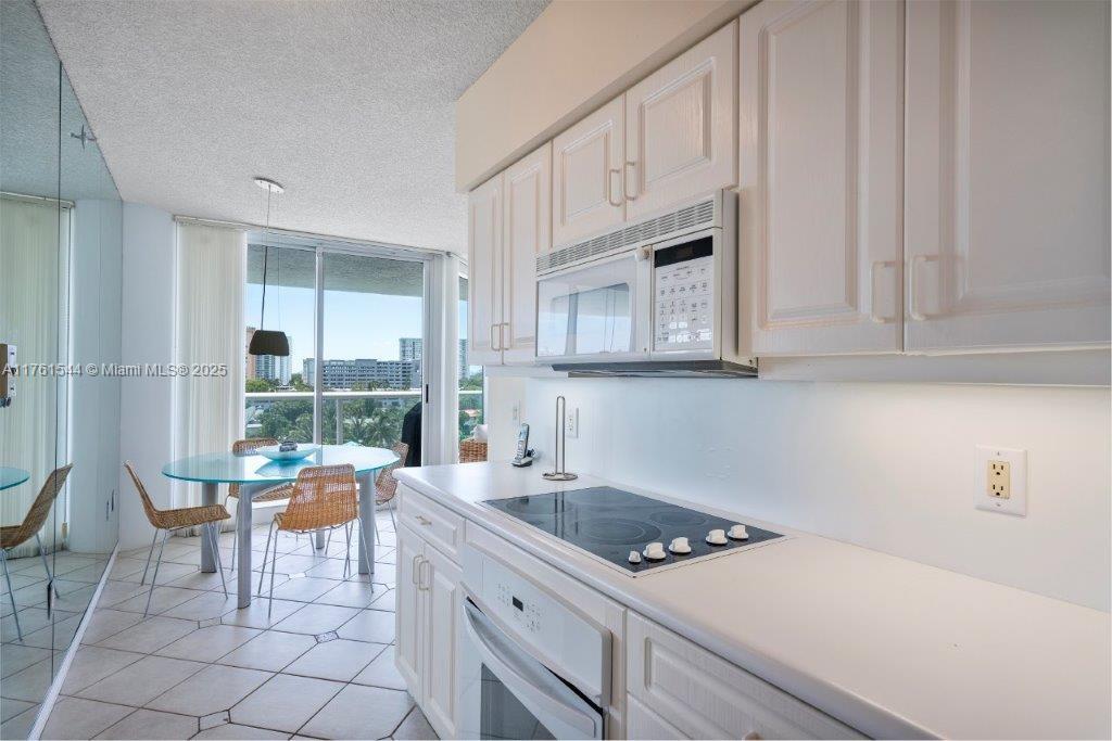 OCEANIA IV CONDO - Residential
