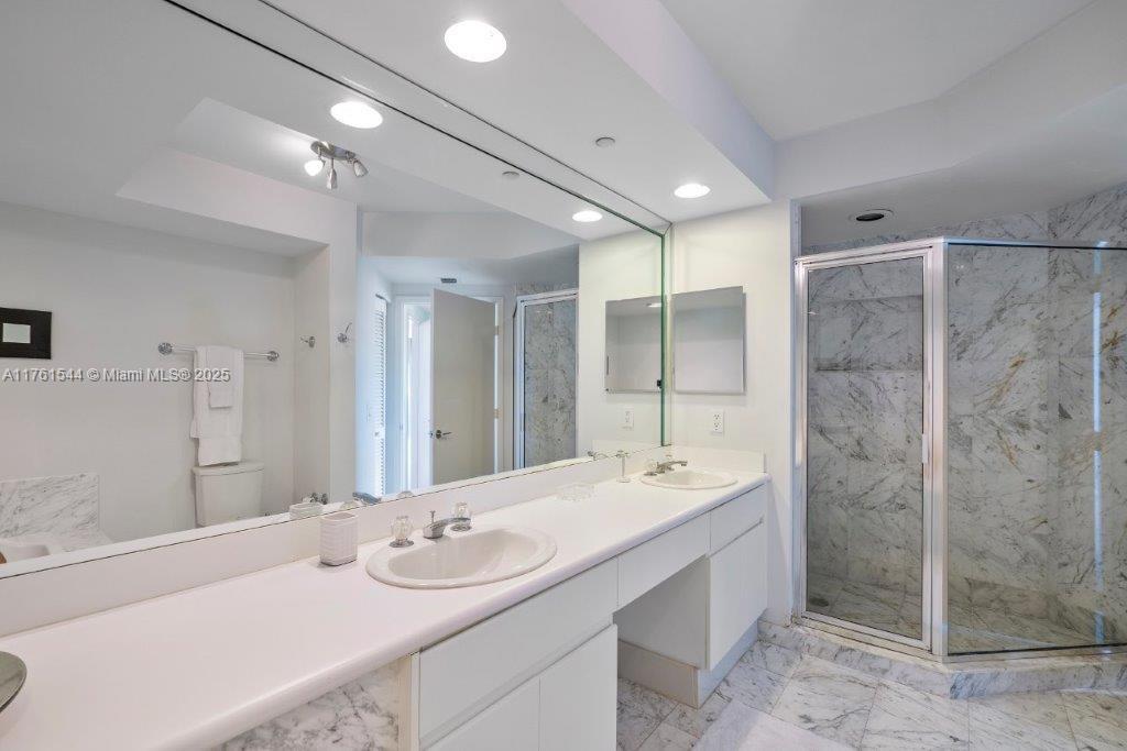 OCEANIA IV CONDO - Residential
