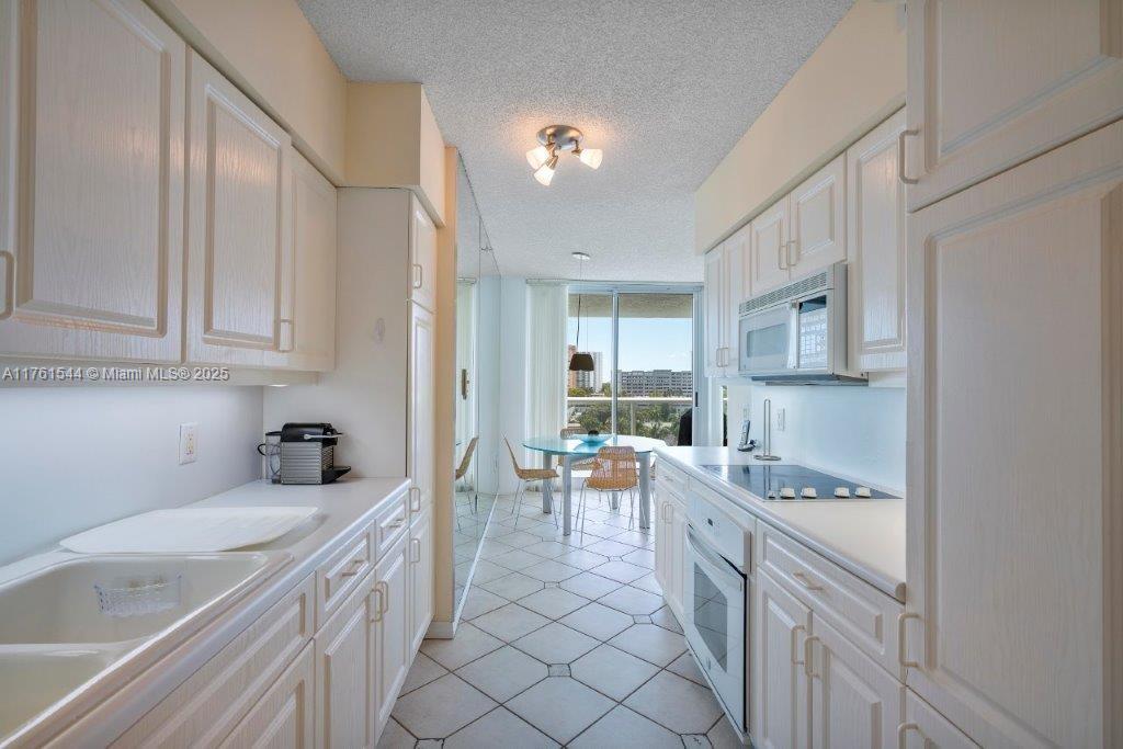OCEANIA IV CONDO - Residential