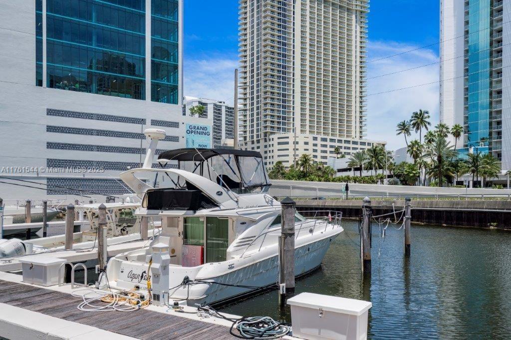 OCEANIA IV CONDO - Residential