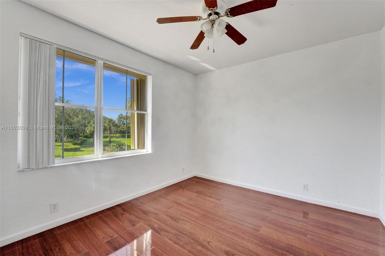 KENSINGTON NORTH - Residential