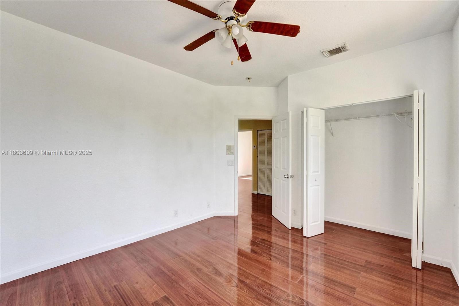 KENSINGTON NORTH - Residential