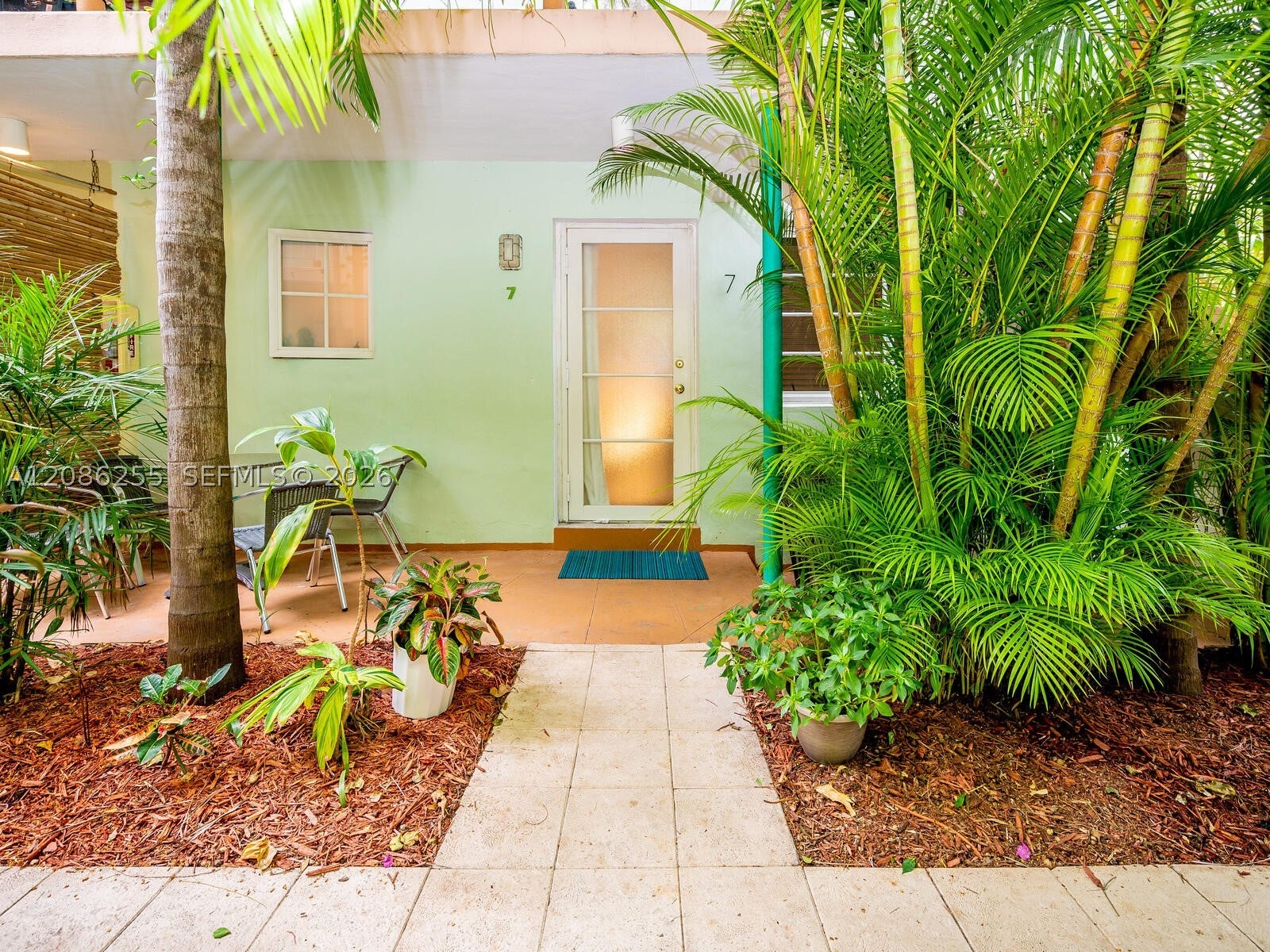 1127 Meridian Ave 7-1127