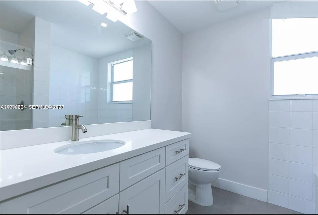 DANIA PLACE PLACE - Residential