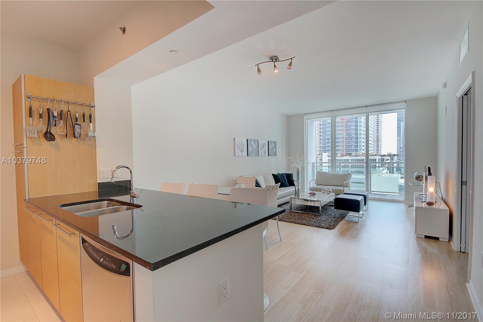 THE PLAZA 851 BRICKELL CO - Residential Lease