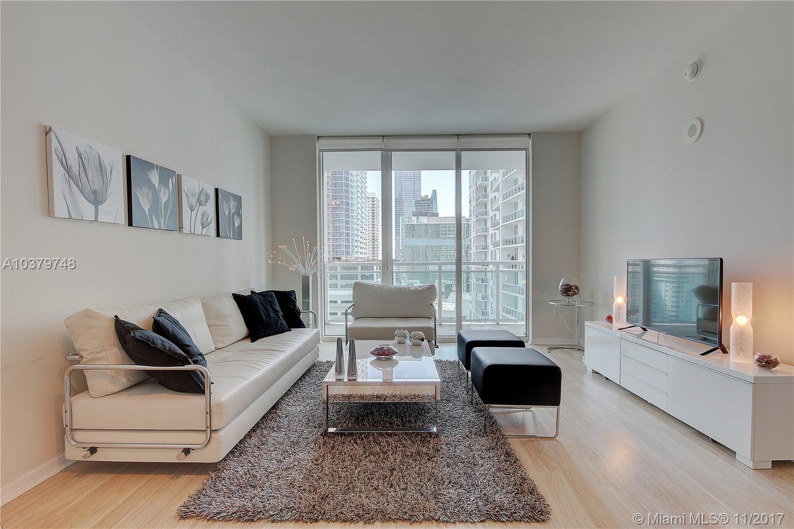 THE PLAZA 851 BRICKELL CO - Residential Lease