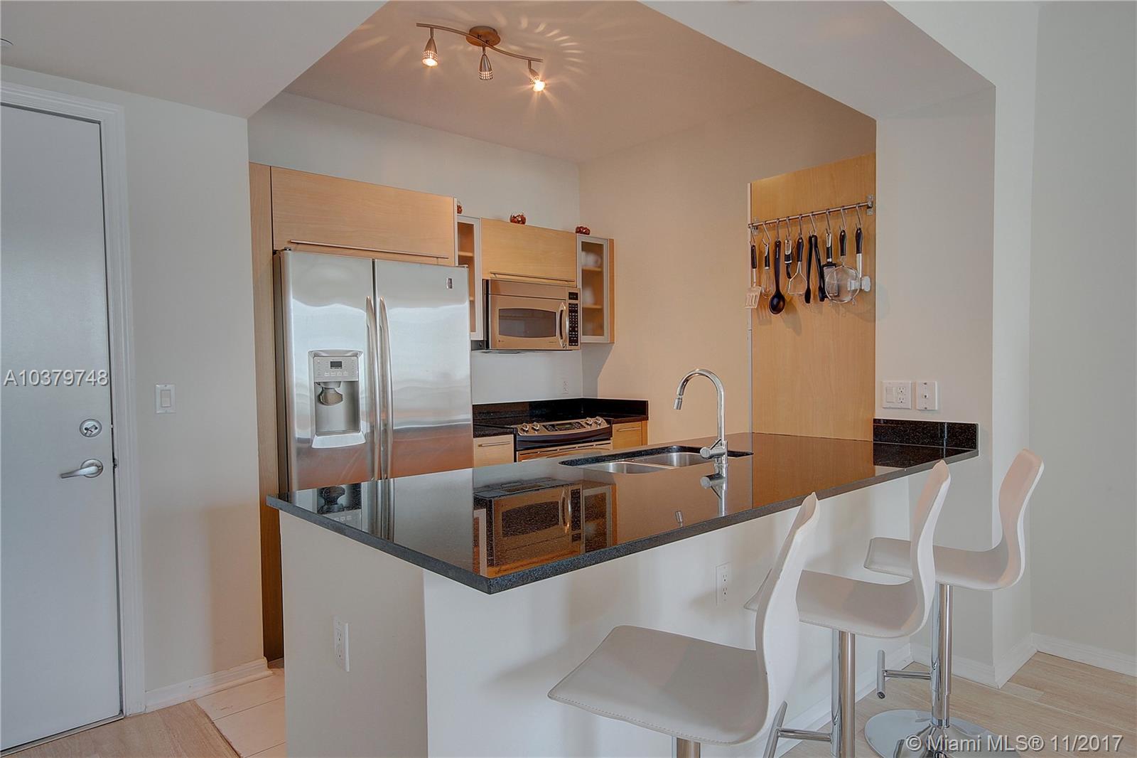 THE PLAZA 851 BRICKELL CO - Residential Lease