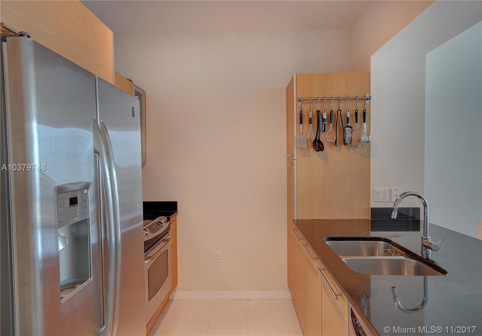 THE PLAZA 851 BRICKELL CO - Residential Lease