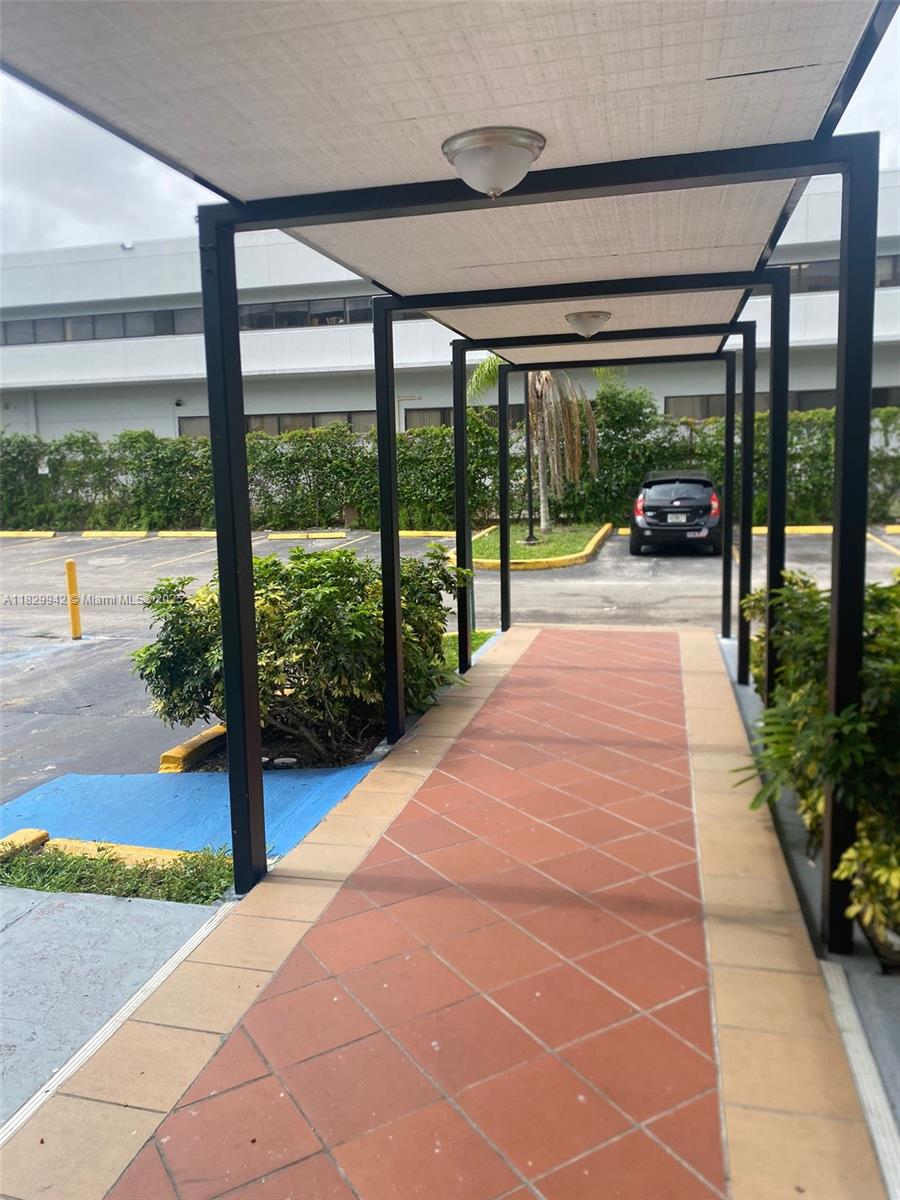 16450 NW 2nd Ave 302