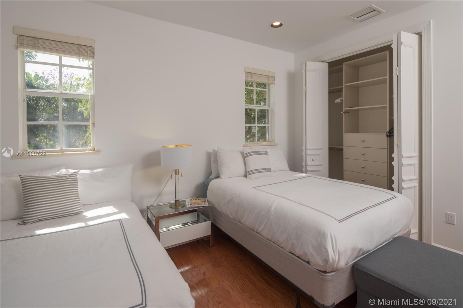 LAKE VIEW SUB - Residential