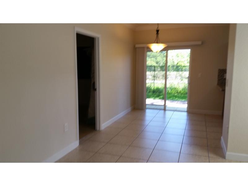 CARIBBEAN ISLES VILLAS CO - Residential Lease