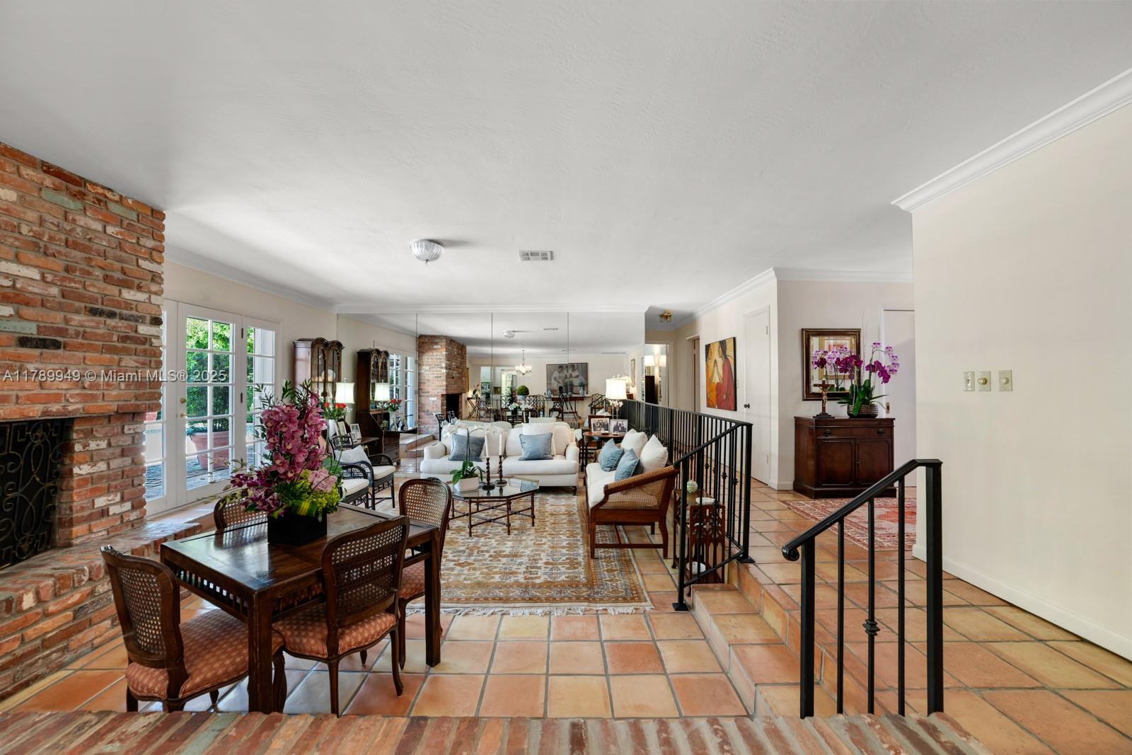 141 Island Dr