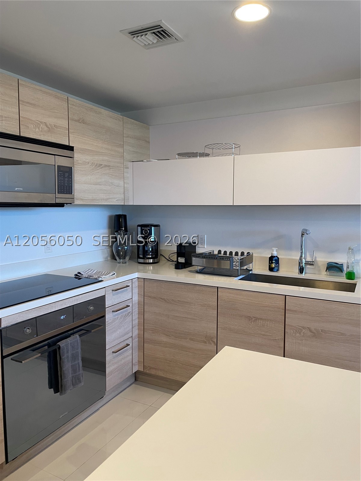 16385 Biscayne Blvd 316
