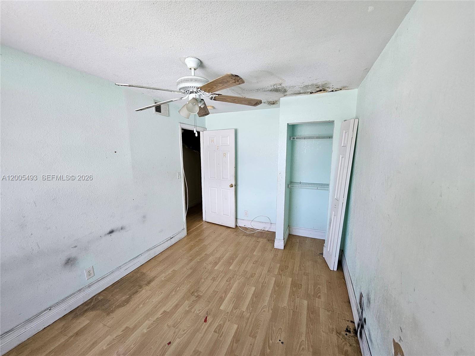 TOWNHOMES OF ORIOLE II - Residential