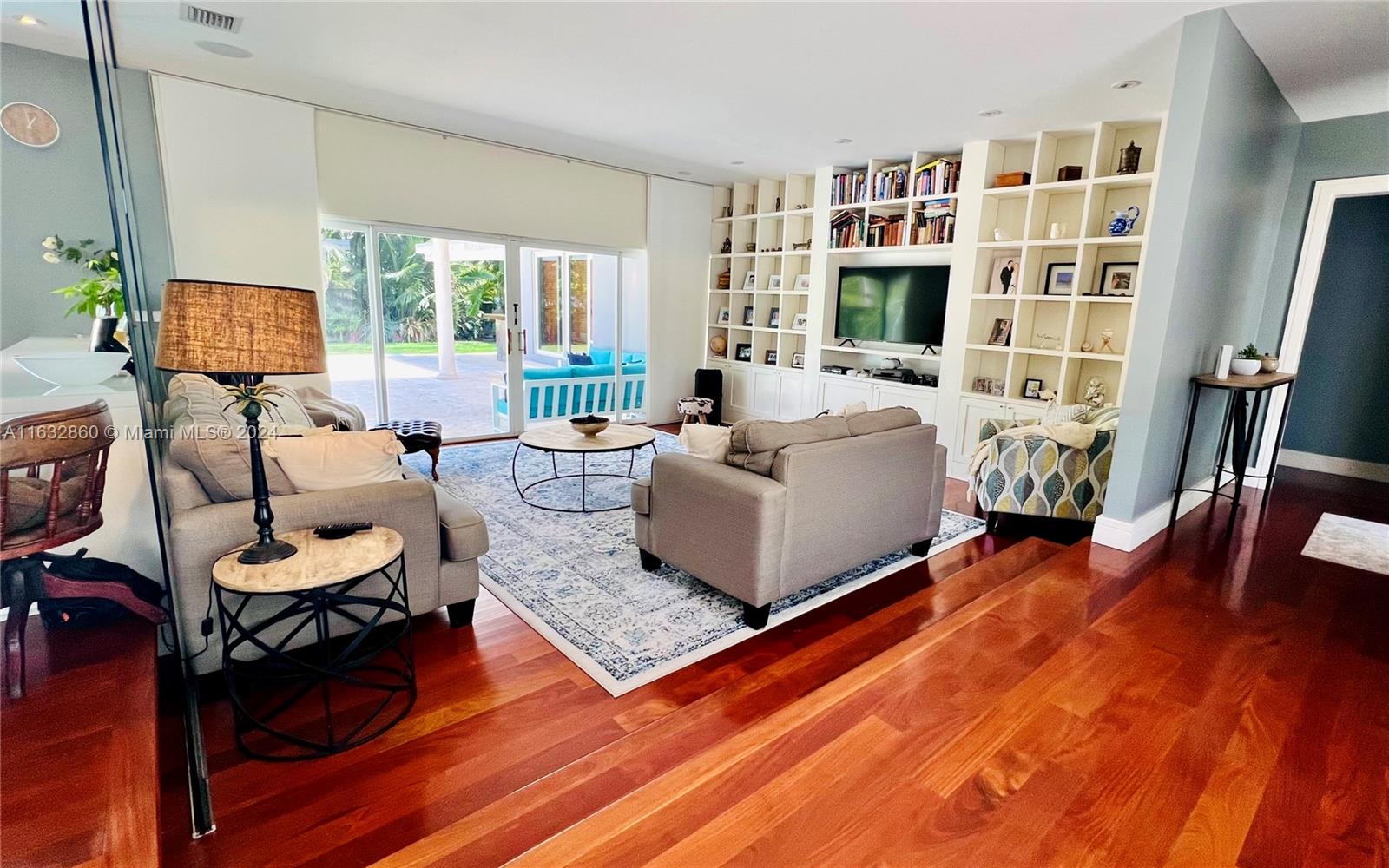 BOUGANVILLEA COURT HOMESI - Residential