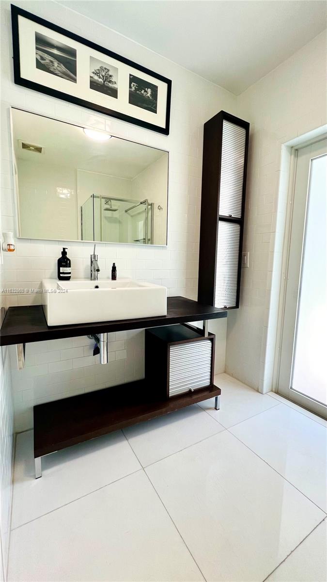 BOUGANVILLEA COURT HOMESI - Residential