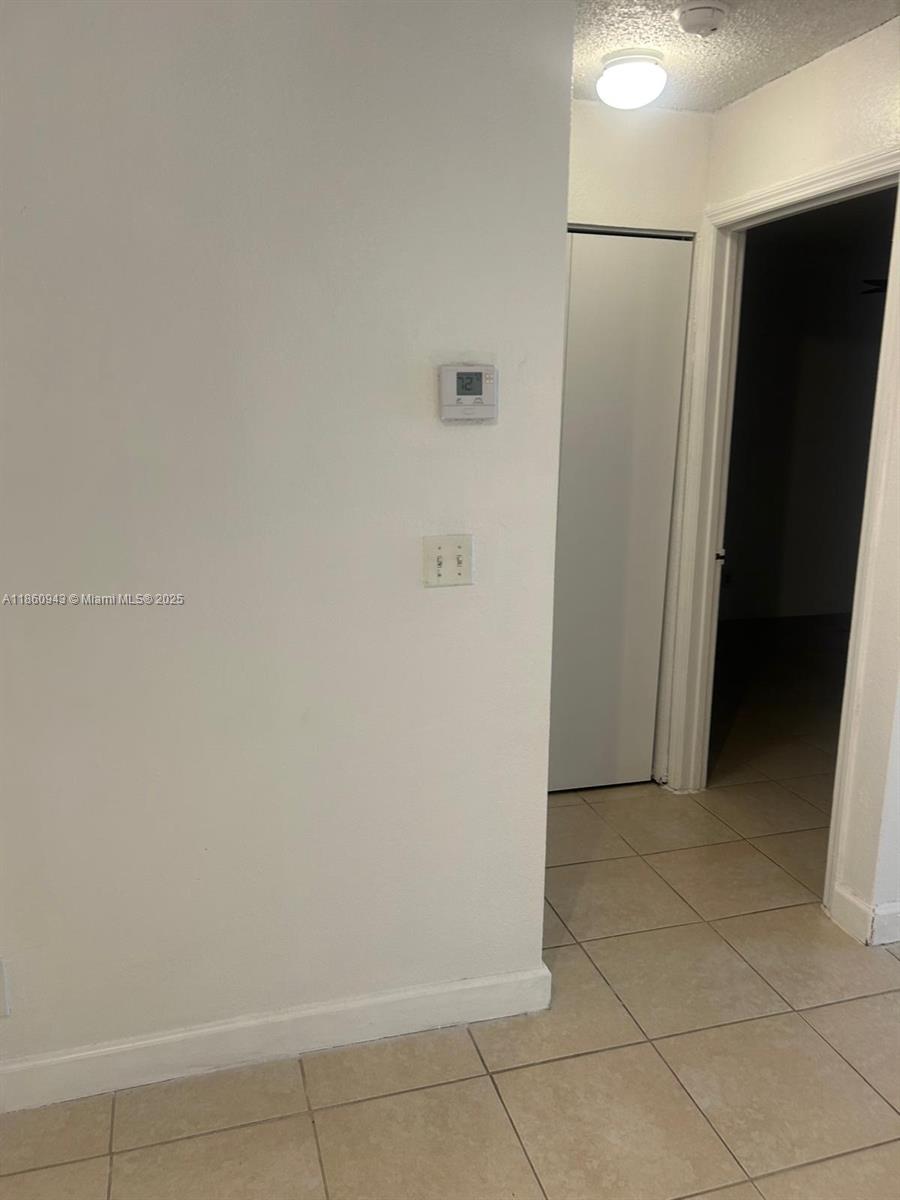 CORAL KEY CONDO - Residential Lease